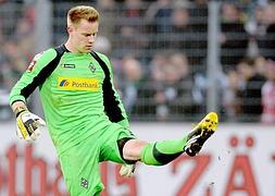 Ter Stegen, durante un partido con el Moenchengladbach. / Patrick Seeger (EFE)