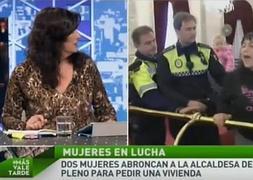 Momento de la irrupción de un espontáneo en 'Más vale tarde'. /Youtube