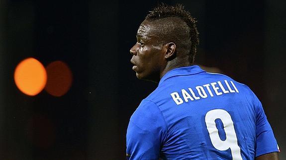 Balotelli, durante un partido con Italia. 