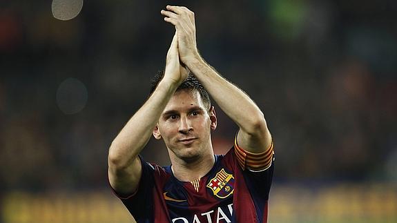 Messi aplaude. 
