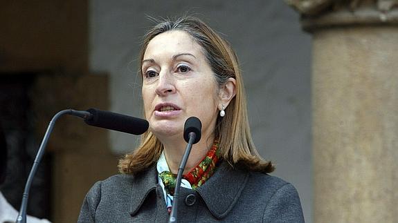 La ministra de Fomento, Ana Pastor. 