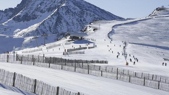 Las pistas de la estación de Grandvalira, en su máximo esplendor