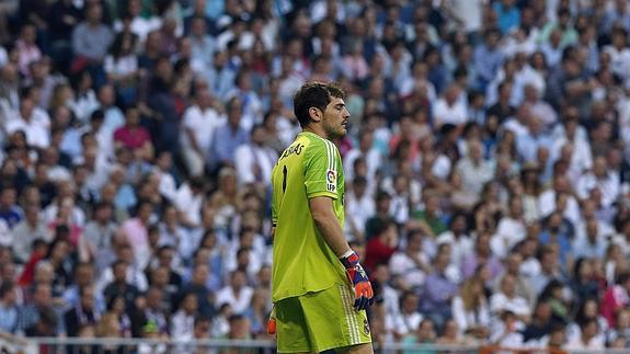 Iker Casillas, durate el partido ante el Valencia. 