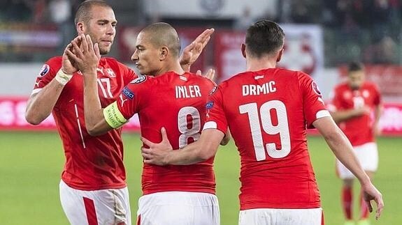 Los jugadores de Suiza celebran uno de los goles ante San Marino. 