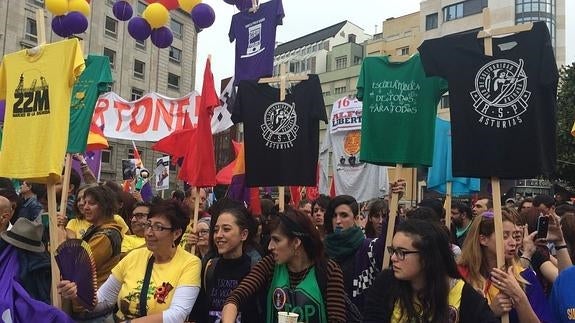 Manifestación en contra de los Premios.