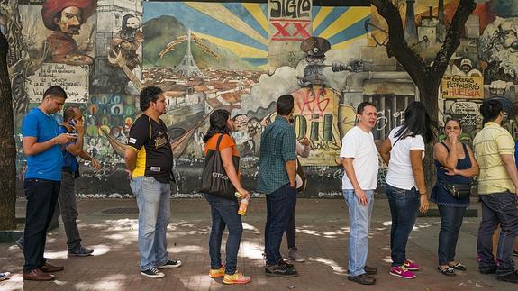 Los venezolanos han acudido en masa a votar.