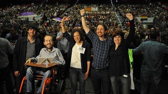 Eduardo Maura, Pablo Echenique, Nagua Alba, Pablo Iglesias y Miren Gorrotxategi.