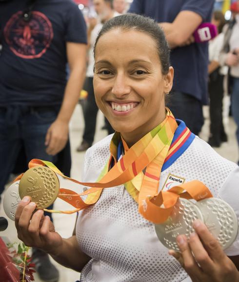 Teresa Perales, durante su llegada a Madrid. 