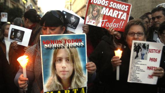Protestas por la sentencia por el asesinato de Marta del Castillo.