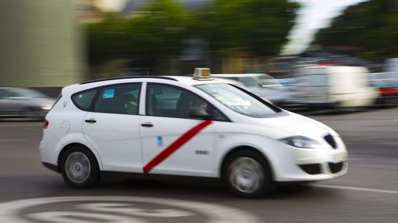 Multa de 60 euros para quien vomite en un taxi