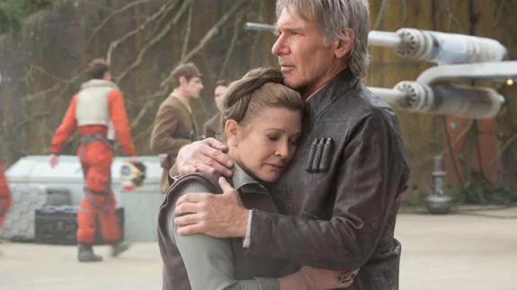 Harrison Ford y Carrie Fisher en 'Star Wars: Episodio VII'.
