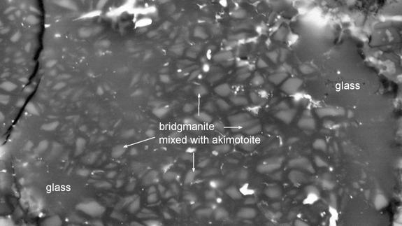 Identifican tres nuevos minerales en el meteorito Khatyrka