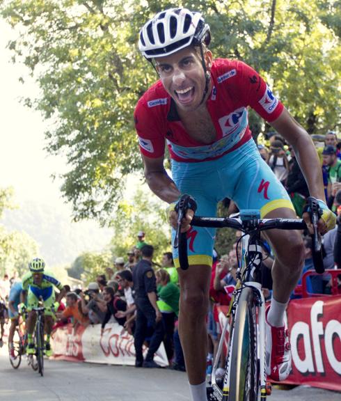Aru, durante una etapa de la Vuelta a España en 2016. 