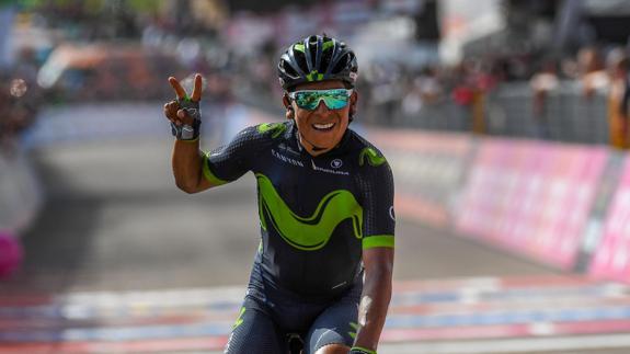 Nairo Quintana  celebra la victoria.
