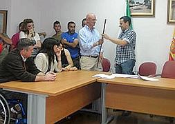 El primer alcalde extremeño es elegido en horario de discoteca