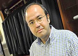 «Un traje hecho a mano, si no cambias mucho, puede durar hasta 20 años»