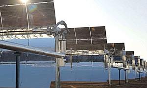 Planta termosolar de Cobra en la localidad pacense de Torre de Miguel Sesmero. :: HOY