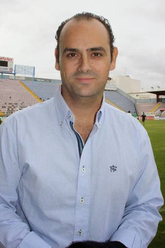 Carlos León. 