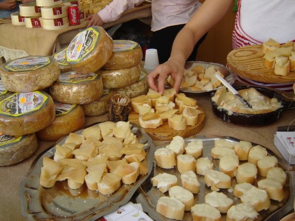 Imagen de una edición anterior de la Feria del Queso. 