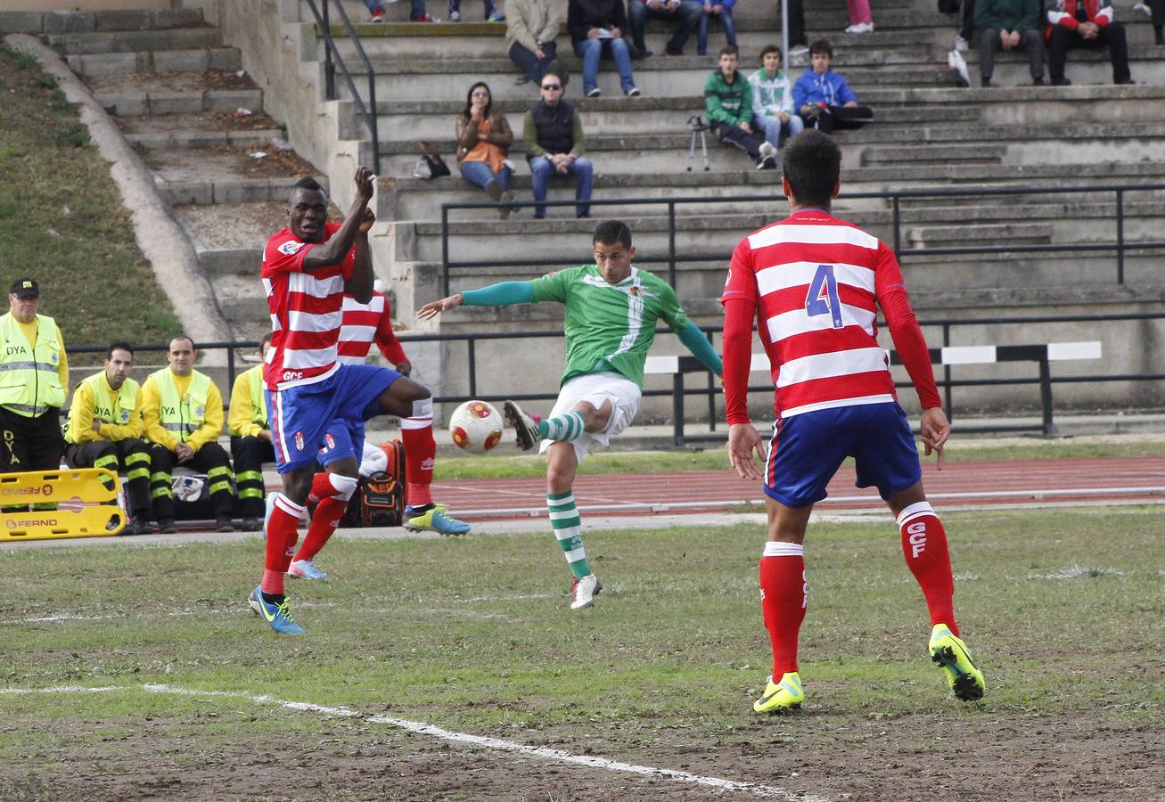 Pizarraya durante un partido del Cacereño ante el Granada B.