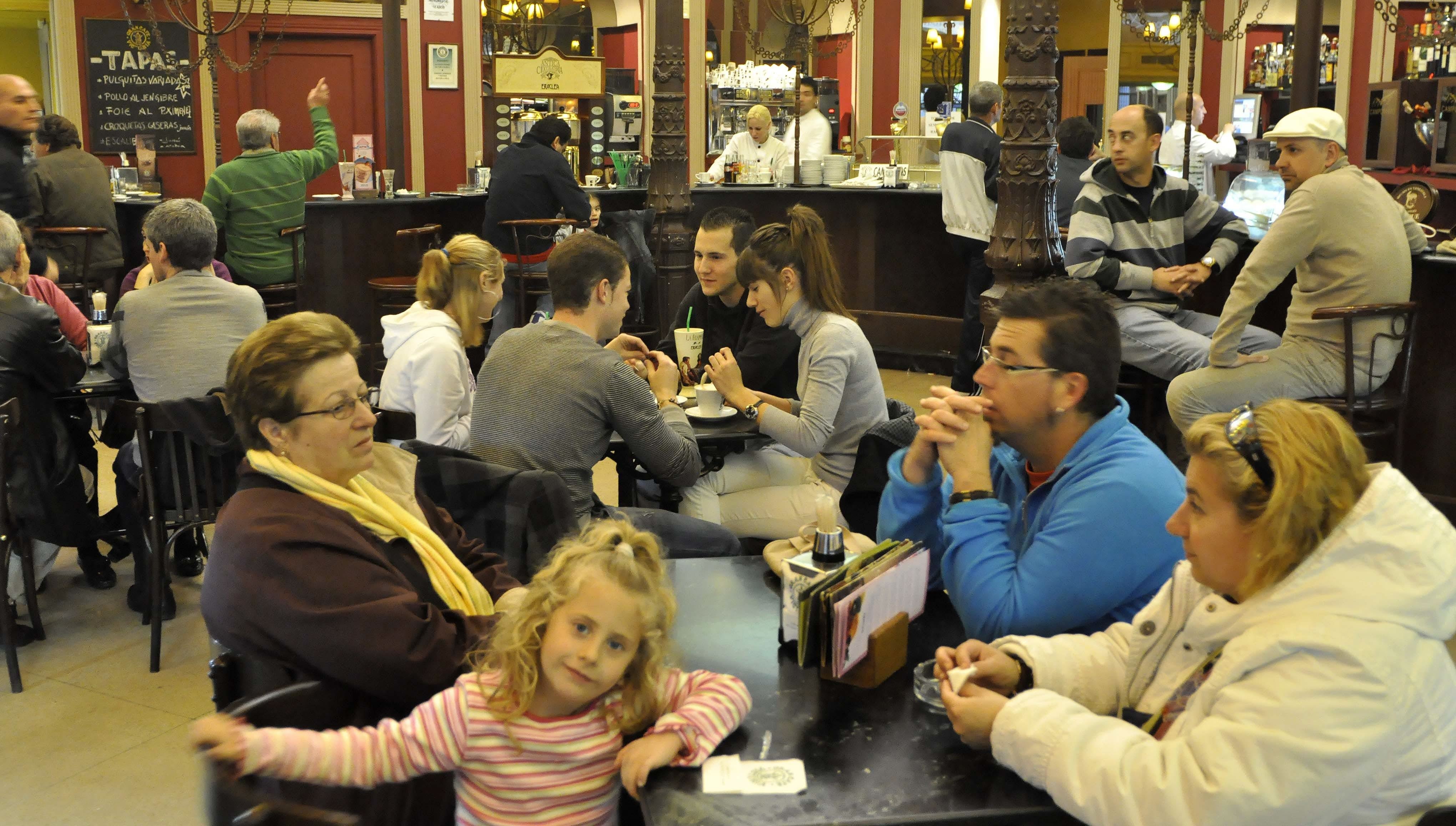 El Gran Café Victoria explica Badajoz. :: hoy