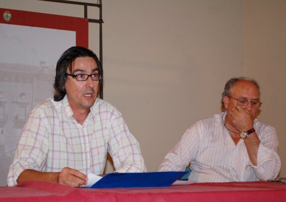 Juan Ignacio Díaz Benito y Ceferino Cuartos, en la pasada Asamblea de socios de la UPP. :: palma