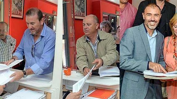Los tres candidatos ya han hecho  entrega de los avales en la sede provincial del PSOE::