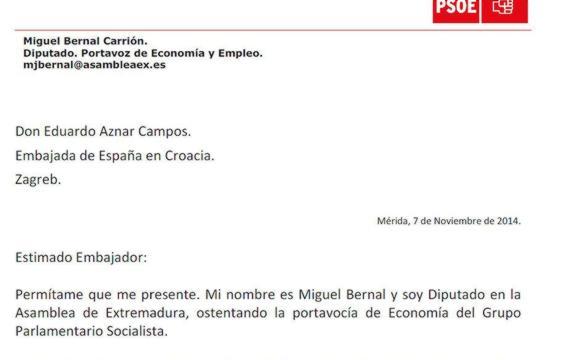 Carta al embajador proporcionada por Miguel Bernal donde se presenta como diputado y miembro del Grupo Parlamentario Socialista