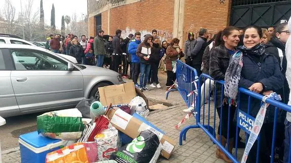 La taquilla de la plaza de toros empieza a vender las entradas para las murgas