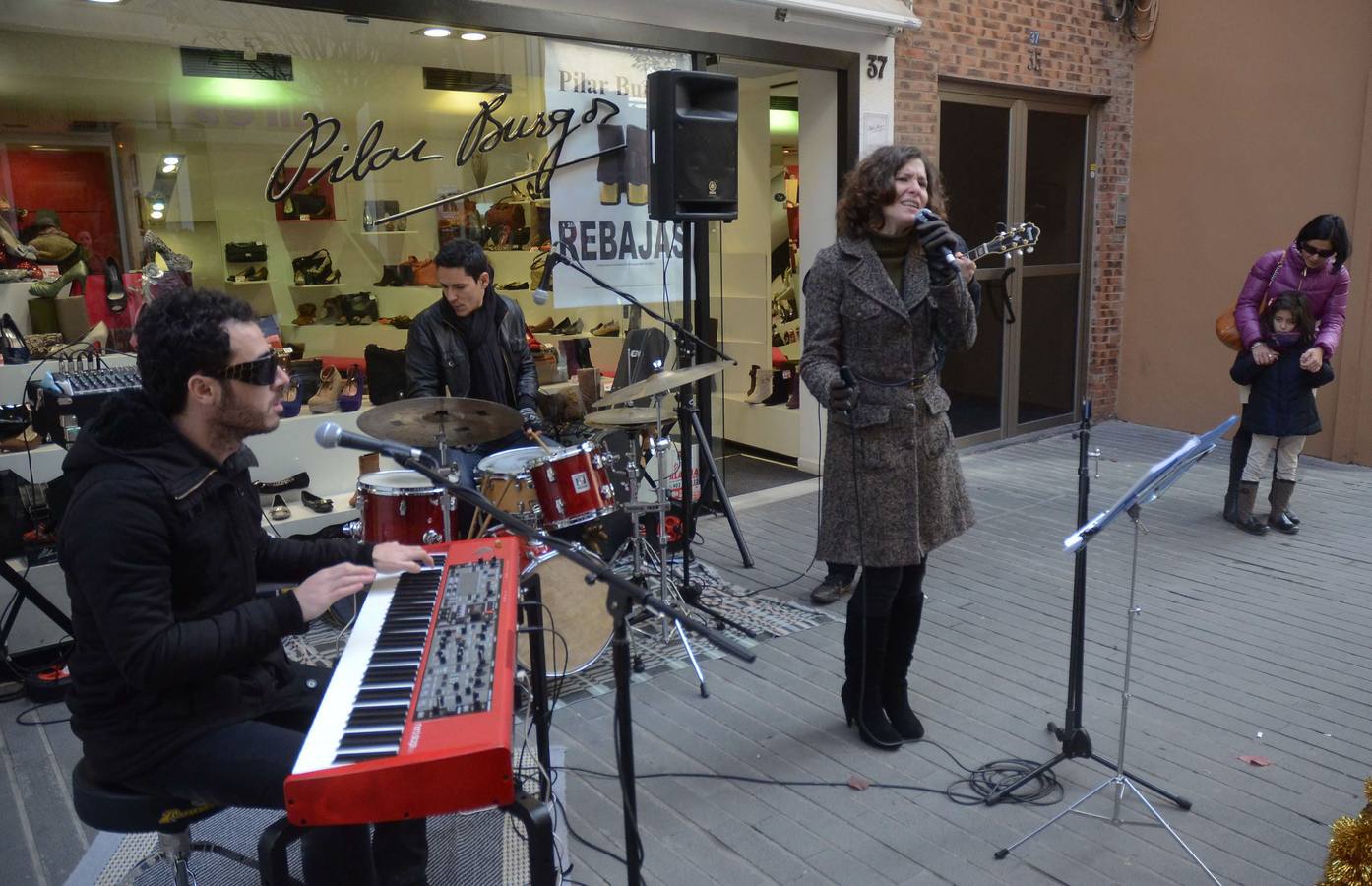 Llevar música a la calle Menacho empieza a ser una actividad consolidada. 