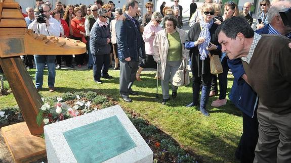 La tragedia de Torrejón ya tiene su escultura
