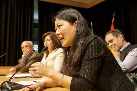 El Instituto de Lenguas Modernas presentó ayer el acuerdo con el Instituto Confucio. :: jorge rey