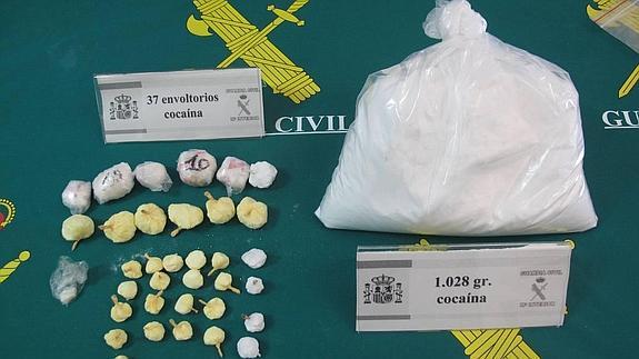 Tres detenidos por intentar llevar más de un kilo de cocaína a Portugal