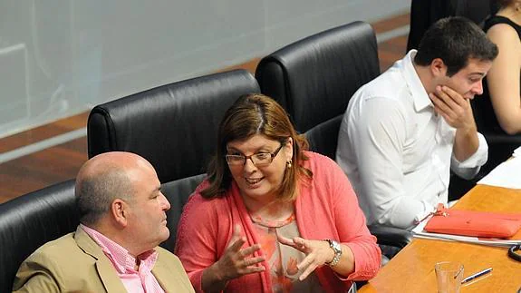 María Victoria, en el Pleno de la Asamblea de Extremadura