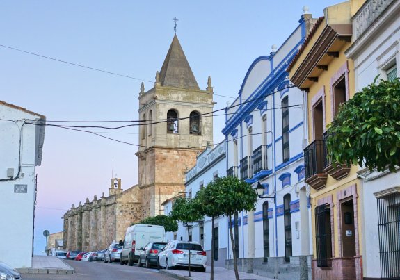 La Garrovilla, la Iglesia y sus casas hermosas. :: E.R.
