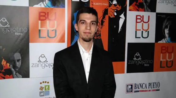 Alberto Pino, director del corto, en el estreno. :: e.d.