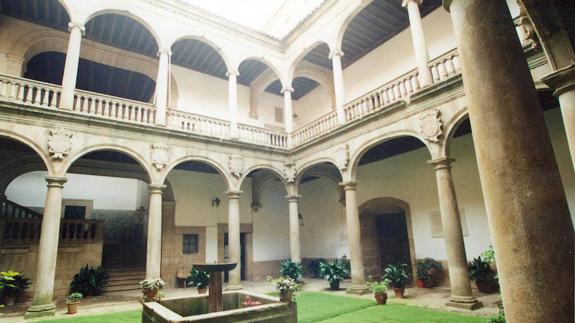 Patio interior del palacio Marqués de Mirabel.