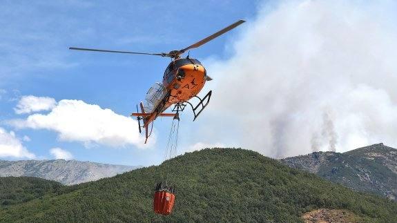 El Infoex da por extinguido el incendio en la Garganta de los Infiernos