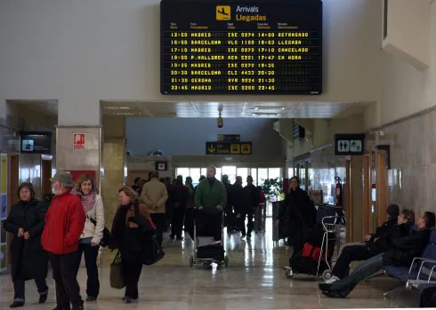 Panel en el aeropuerto de Madrid Barajas Adolfo Suárez. :: hoy
