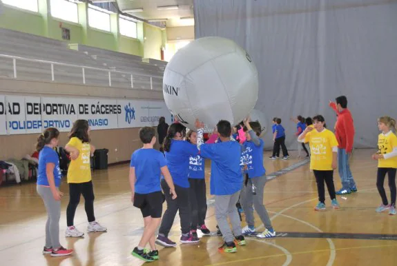Mérida: Inician juegos deportivos del Colegio de Abogados