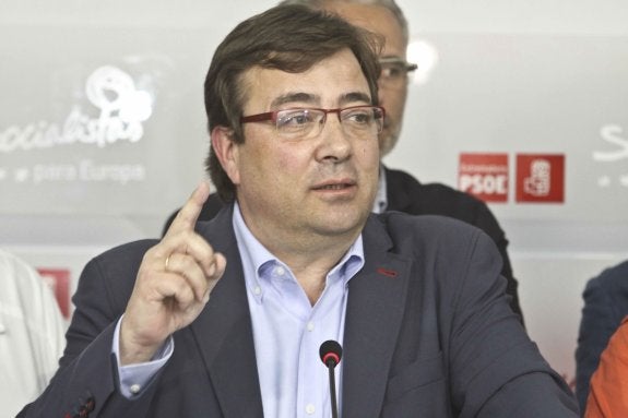 Guillermo Fernández Vara en una imagen de archivo. :: hoy