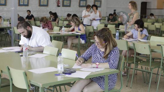 Imagen de archivo de las oposiciones a las plazas de Secundaria convocadas por la Junta de Extremadura