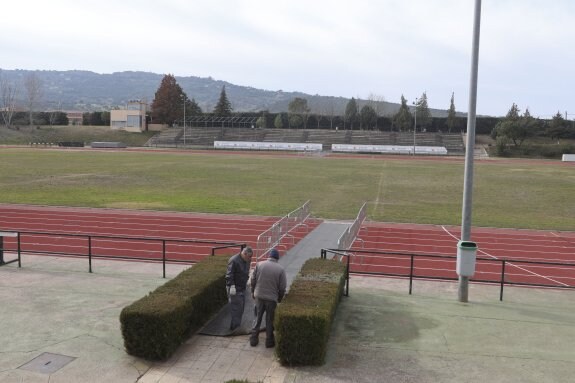 El complejo deportivo de la Diputación es objeto de diversas inversiones para su mejora. :: a. méndez