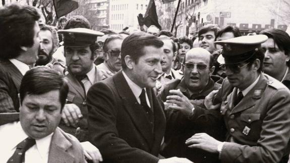 Suárez fue abucheado en 1979 en Badajoz, un incidente que recogieron los norteamericanos. 