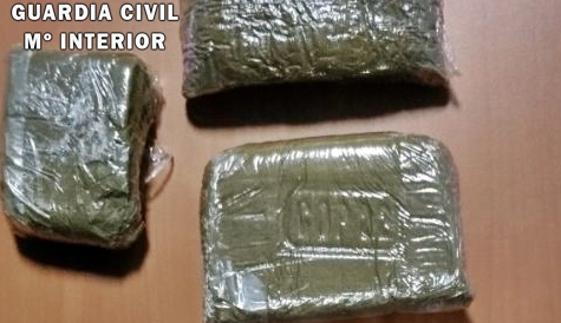 Tabletas de hachís incautadas en una operación antidroga en Herrera del Duque:: HOY