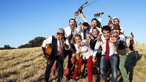 La Swing Machine Orchestra y Marta Morera actuarán en el López de Ayala