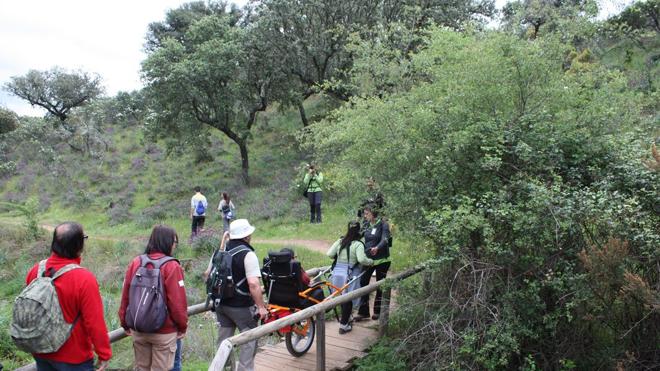 Fundación Global Nature organiza rutas accesibles por Monfragüe.