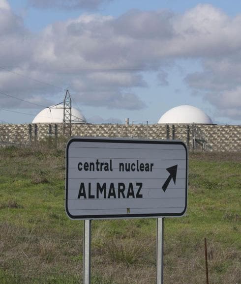 Extremadura reclama un pacto nacional sobre el cierre de las centrales nucleares