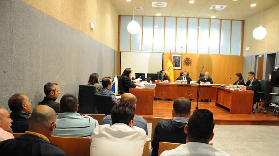 Varios de los acusados en el juicio que se ha celebrado en Mérida