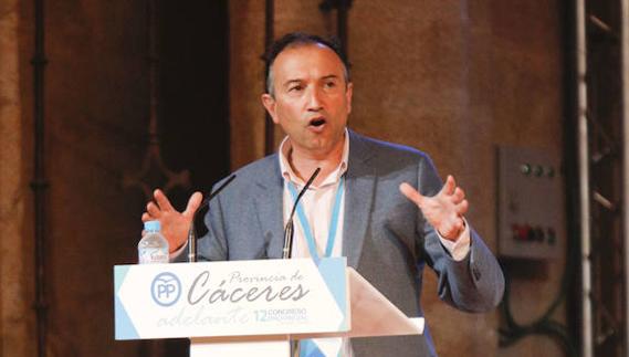 Laureano León, durante su intervención en el congreso.